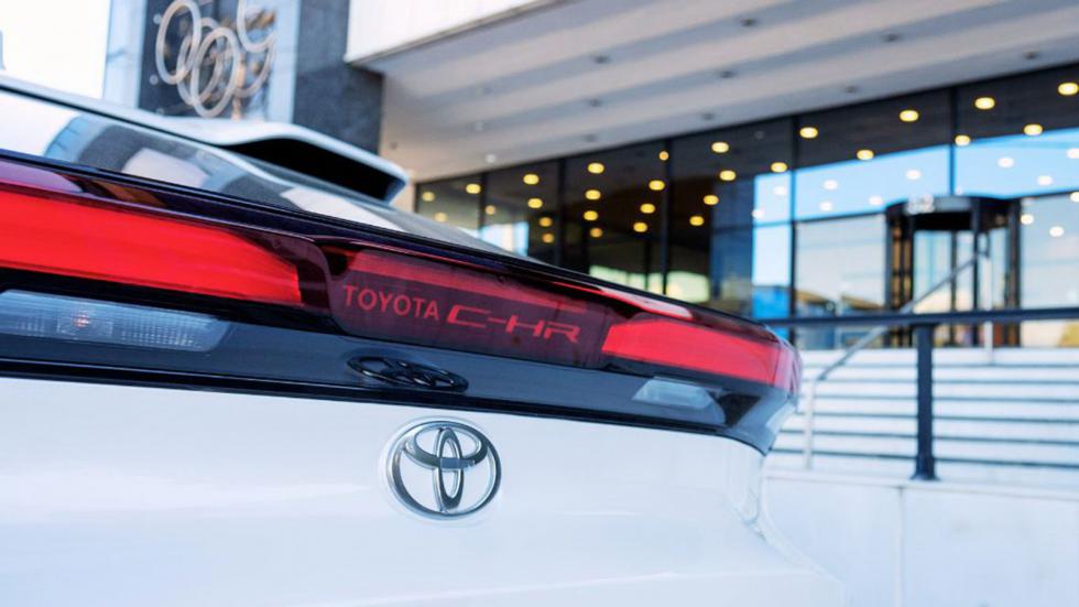 Αυτά είναι τα 13 εξηλεκτρισμένα Toyota για την Ολυμπιακή Λαμπαδηδρομία